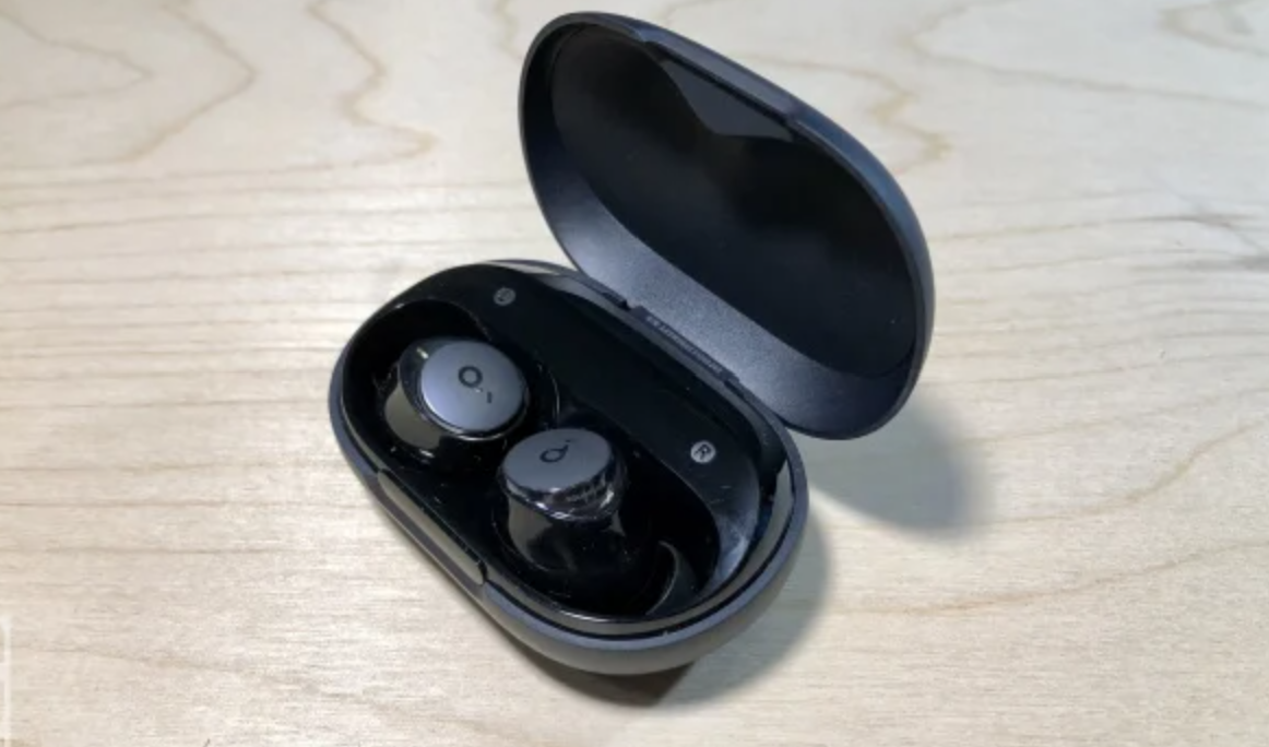 Anker Soundcore Space A40 : Affordable Earphones with Impressive Features