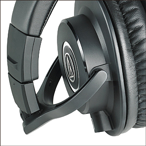  Audio-Technica ATH-M40x Professional Studio Monitor Headphone     