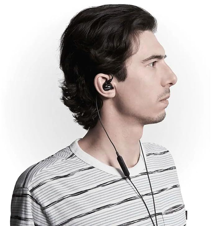  Shure AONIC 4 Wired Sound Isolating Earbuds   